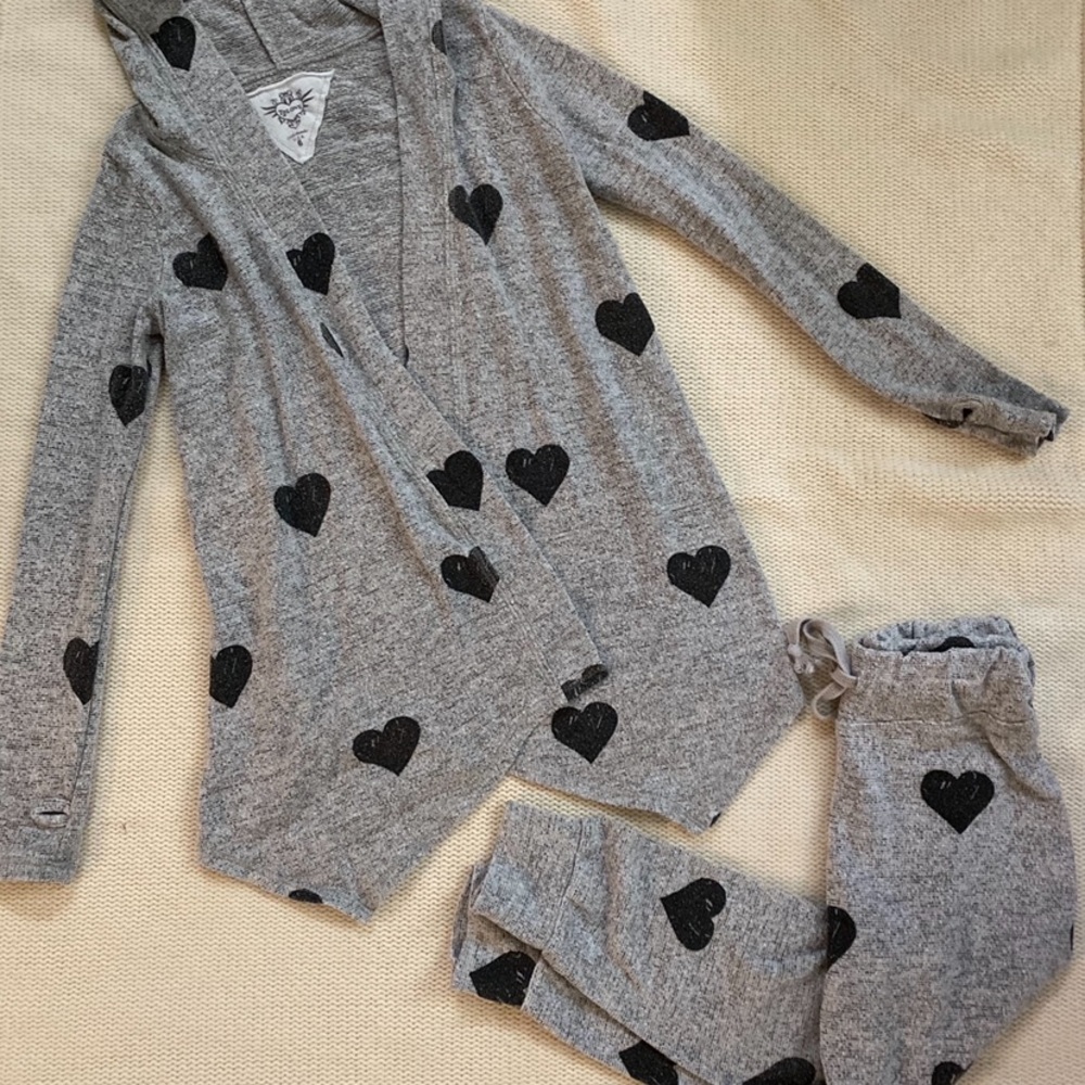 T2LOVE GREY HEART SET